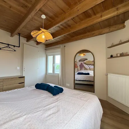 Maison Rénovée Avec Jardin, Barbecue, 2 Parkings Hébergement de vacances Saint-Folquin