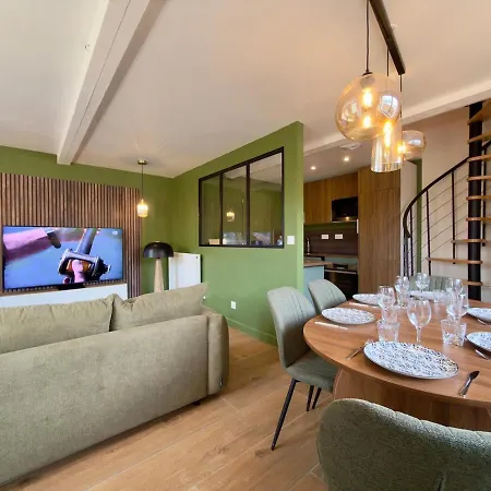 Hébergement de vacances Maison Rénovée Avec Jardin, Barbecue, 2 Parkings Saint-Folquin