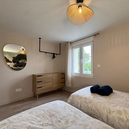 Hébergement de vacances Maison Rénovée Avec Jardin, Barbecue, 2 Parkings Saint-Folquin