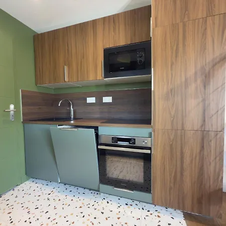 Hébergement de vacances Maison Rénovée Avec Jardin, Barbecue, 2 Parkings