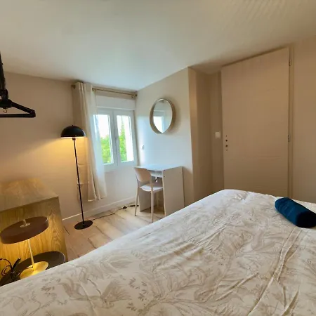 別荘 Maison Renovee Avec Jardin, Barbecue, 2 Parkings