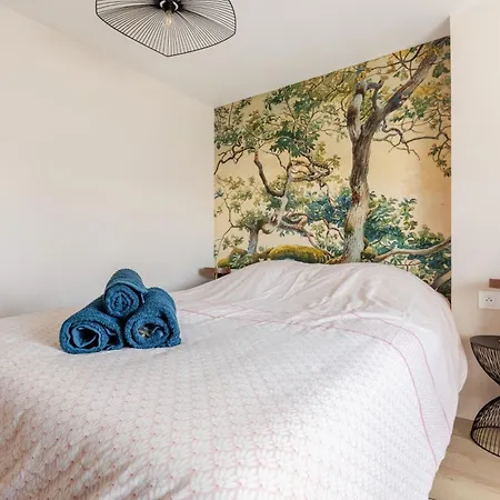Maison Renovee Avec Jardin, Barbecue, 2 Parkings * Saint-Folquin