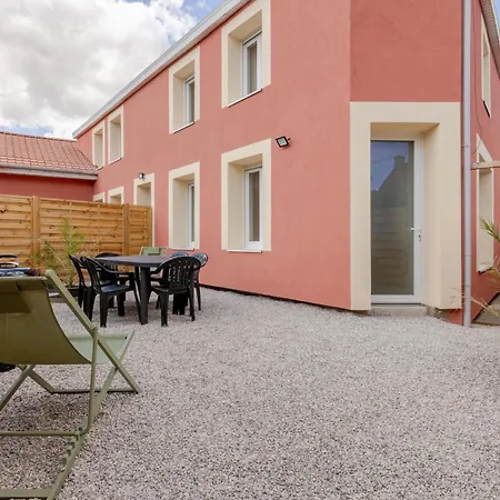 Maison Renovee Avec Jardin, Barbecue, 2 Parkings Ferienhaus